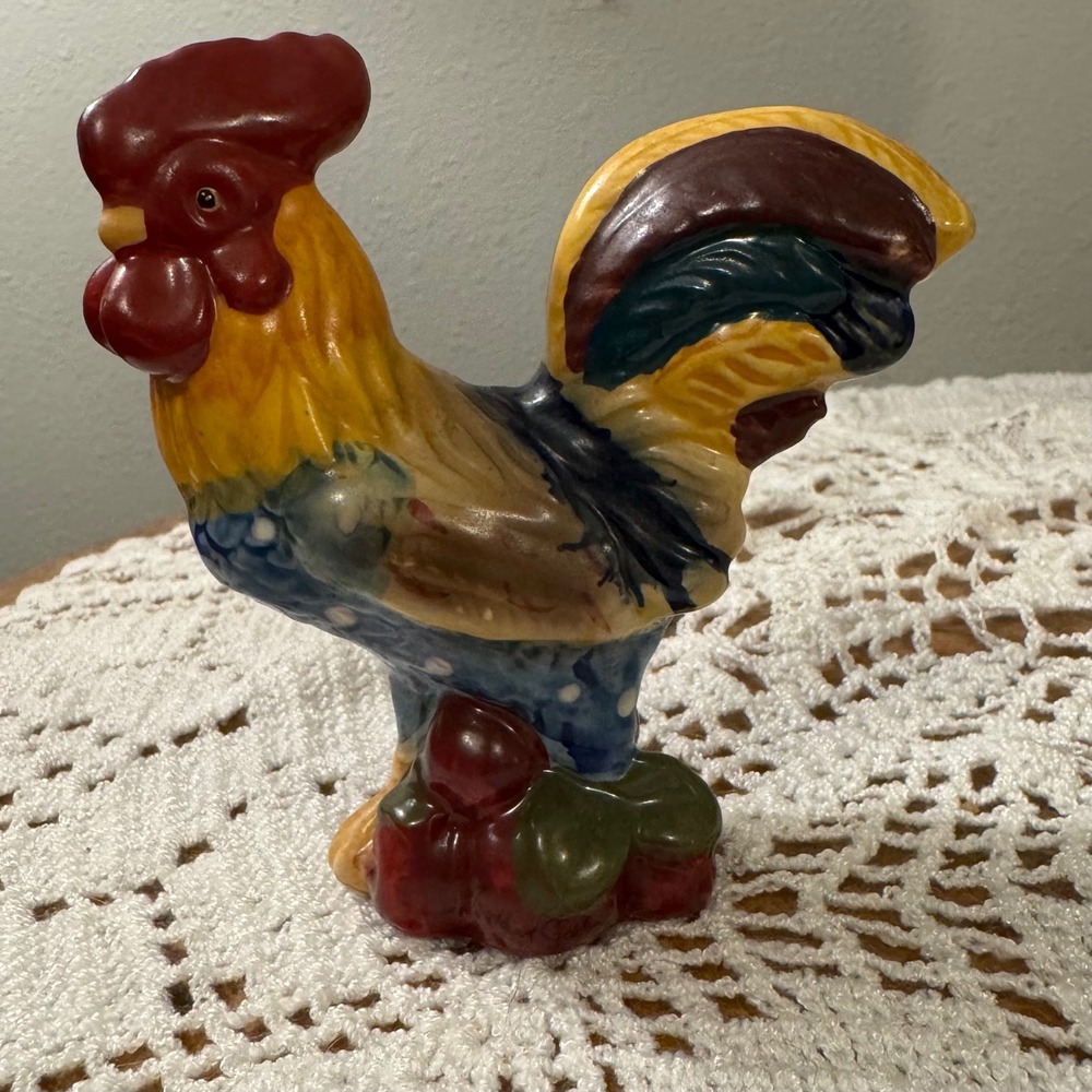 Blue Sky Ceramic Rooster Salt or Pepper Shaker Farmhouse Kitchen decor